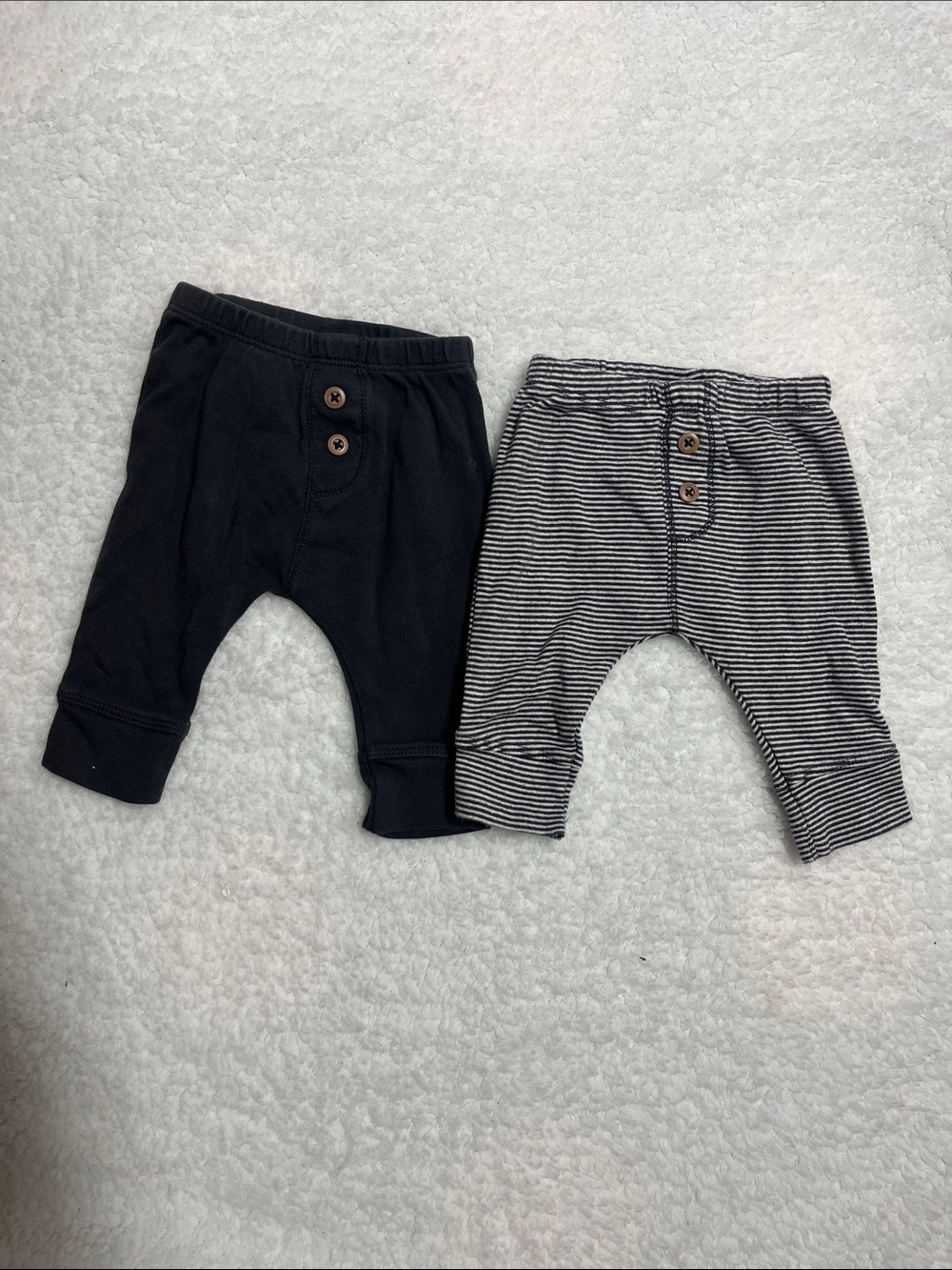 4/25$ Carters Baby Pants Set - Gray Stripes